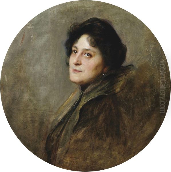 Baronesse Wolff von Stomersee, nee Alice Barbi - view 1