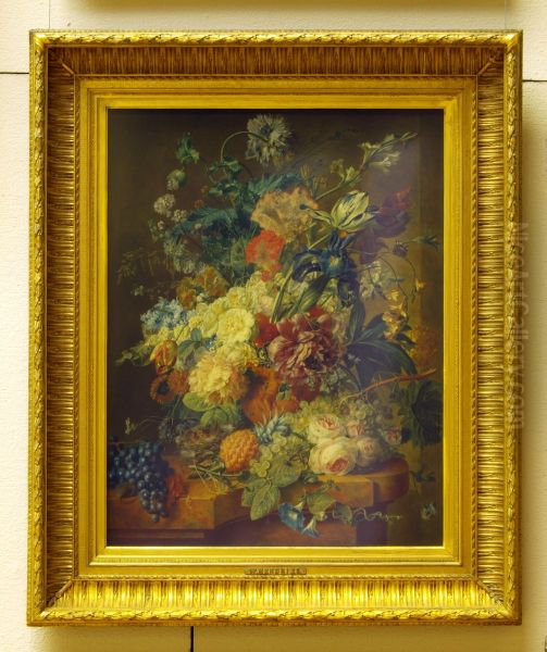 Stilleven met bloemen en vruchten in een gebeedlhouwde vaas, op een stenen plint - view 1