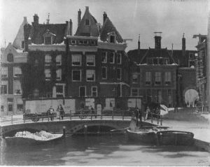 The Beurspleintje by Willem Witsen