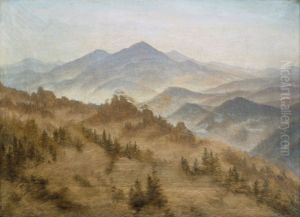 Gebirge bei aufsteigendem Nebel