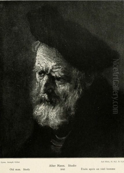 Old man with beard and beret - view 1