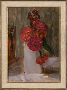 Witte Delftse vaas met zinnia's,