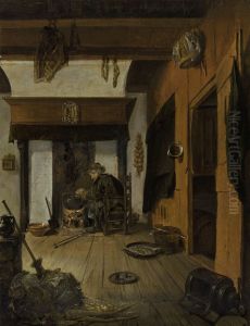 Binnenhuis met man die zich aan een haardvuur warmt Binnenhuis met man die zich aan een haardvuur warmt