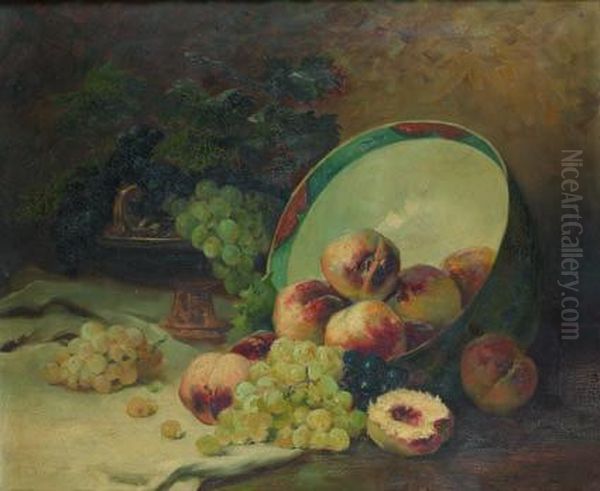 Peches Et Raisins Dans Un Vase De Porcelaine Du Japon - view 1