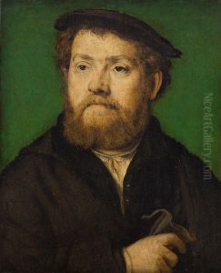 Bartiger Mann mit Handschuh