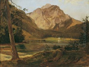 Der vordere Langbathsee mit dem Hollengebirge