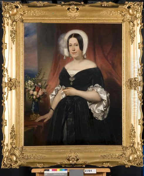 Portrait of mw. E.P.J.W. Hoekwater (1809-1853), gehuwd met P. Kuyper (overleden 1834), daarna met S. Hartogh Heys van Zouteveen - view 1