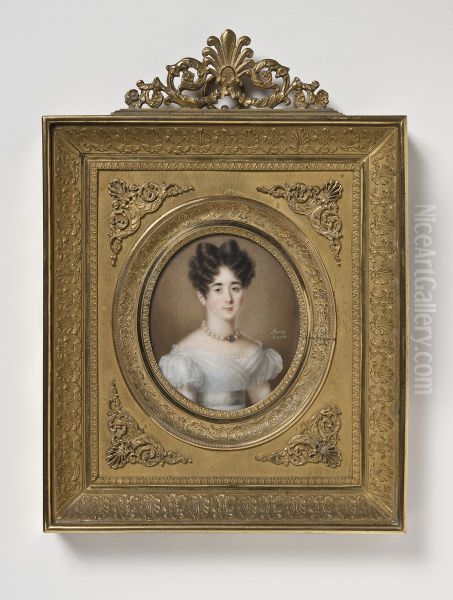 Portrait of a woman wearing a pearl neckless - view 1
