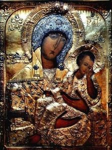 <<Starorusskaa ikona Boziej Materi>> by unknown