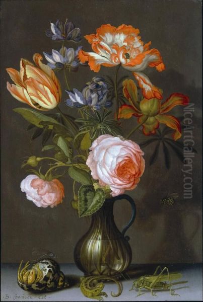 Bloemen in een glazen karaf, met een heremietkreeft, een hagedis en een sprinkhaan - view 1