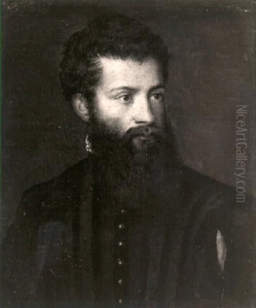 Ritratto di giovane uomo con barba - view 1