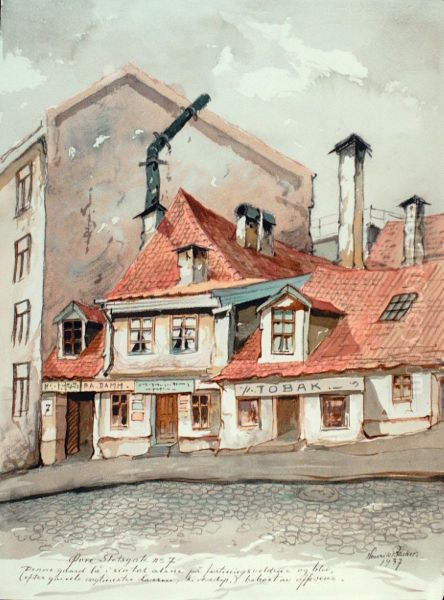 Ovre Slottsgate No 7 / Denne gaard la i sin tid alene pa festningsvoldene og blev (efter gamle vagtmester Larsen, Kirkedep), beboet av offiserer. - view 1