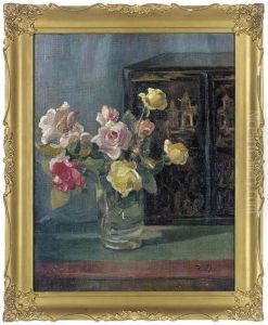 Roses In A Glass Vase Roses In A Glass Vase