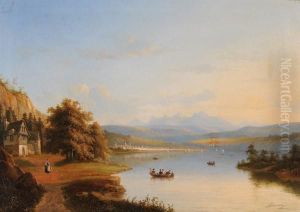Paesaggio Lacustre Con Sfondo Di Cittadina