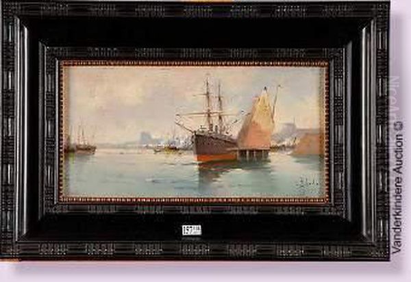 Bateau Amare Au Port - view 1