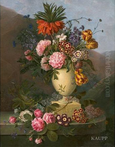 Vor Landschaft In Antikisierter Marmorvase Auf Plinthe Mitfigurenrelief Uppiger Blumenstraus Mit Rosafarbenen Pfingstrosen,gelb-roten Tulpen, Roten Turkenbundlilien, Verschiedenfarbigenprimeln, Violettfarbenen Glockenblumen, Kornblumen Und Weiterenbluten - view 1