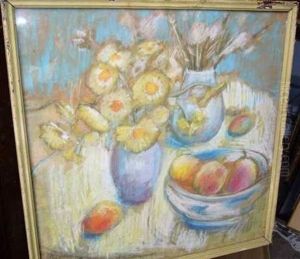 Nature Morte, Pastel, Signe En Bas A Gauche , 46 X 47 Cm. Pliures
