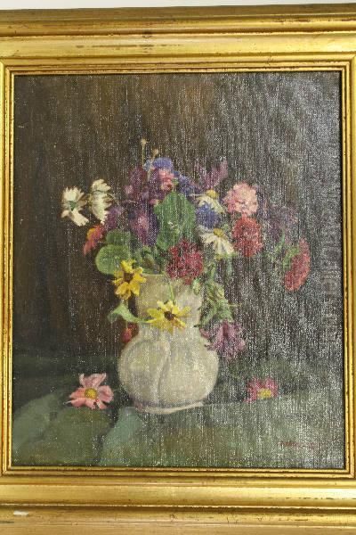 Bloemen In Witte Kan - view 1