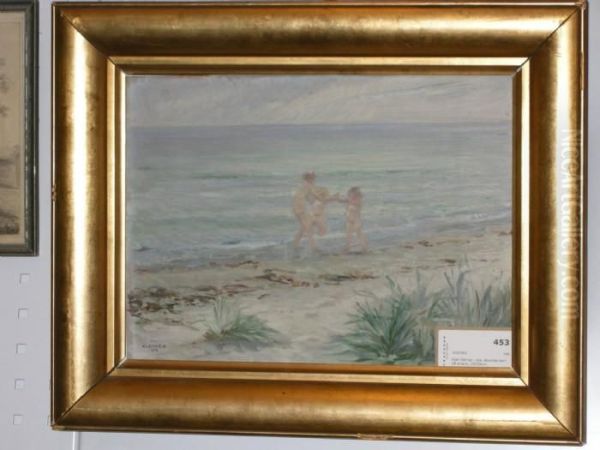 Lekande Barn Pa Strand - view 1