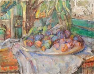 Le Plat De Prunes