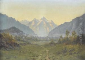 Gebirgstal Mit Ortschaft Bei Sonnenaufgang