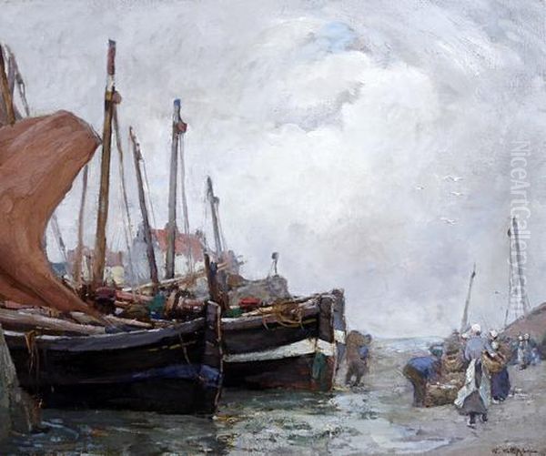Bringing In The Catch - view 1