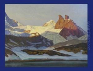 Bergsee Mit Schneebergen Im Sonnenaufgang