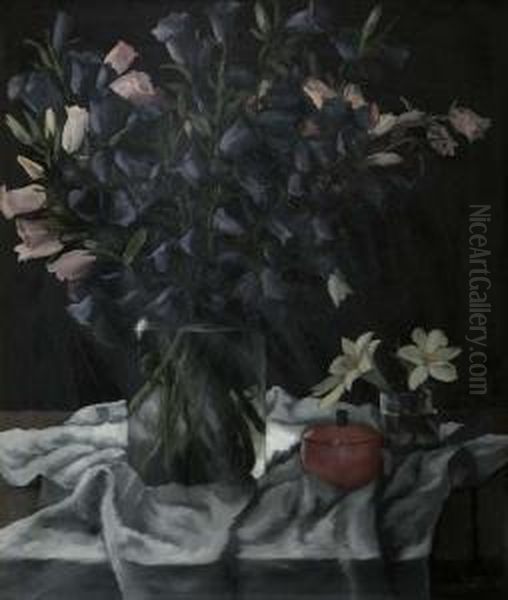 "blumenstilleben", Arrangement Mit Dose, Glockenblumen - view 1