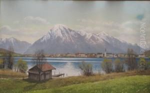 Bayrische Seelandschaft Mit Dorf