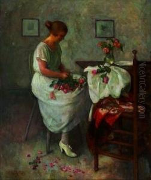 Junge Frau Beim Blumenbinden - view 1