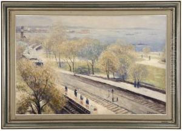 Train Stop Near - view 1
