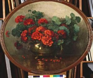 Geraniums In Koperen Pot